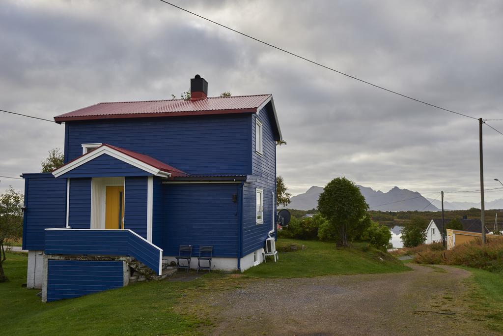 Апартаменты Huset Pa Yttersiden Straumsnes Экстерьер фото